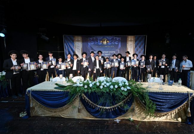 המצטיינים במעמד