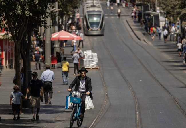 מערך האופניים ברחובות העיר | צילום: יונתן זינדל, פלאש 90