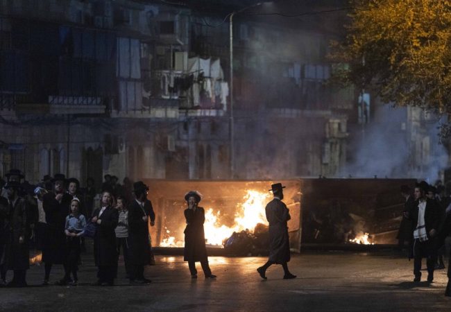 הפגנה במאה שערים - השב"כ בדרך להיכנס לתמונה? | צילום: חיים גולדברג/פלאש90
