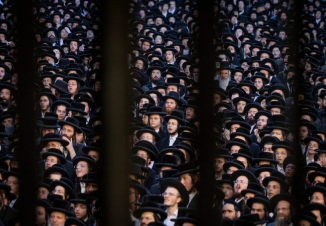 עצרת מחאה בכיכר זופניק | צילום: יונתן זינדל/פלאש 90