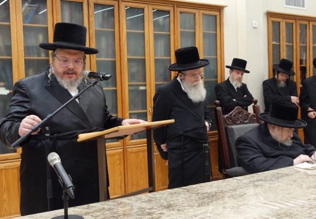 האסיפה בבית האדמו''ר מבעלזא | צילום: א.מ.ש