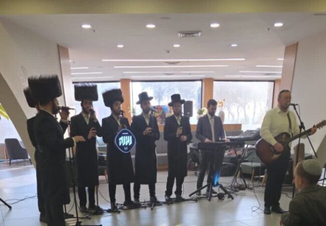 photo_5904635710881778000_y (1)