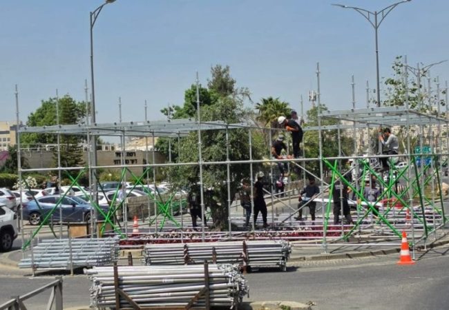 ההכנות הגדולות להדלקה המרכזית של ר' מיילך בידרמן בכיכר שפע חיים